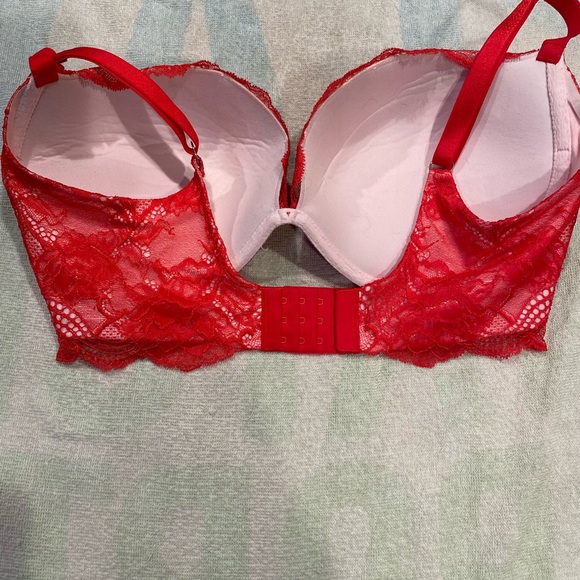 VS red lace push up bra - Picture 3 of 4